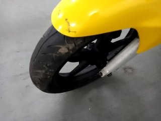 HONDA CB 300R 290 Pneu dianteiro esq.