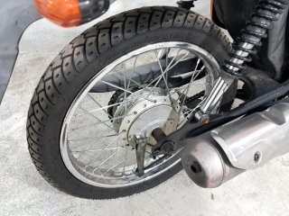 HONDA CG 125 CARGO ESD Pneu traseiro dir.