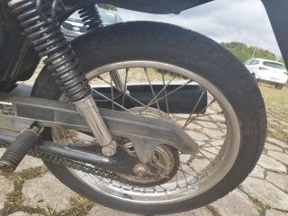 HONDA CG 125 FAN ES Pneu traseiro esq.