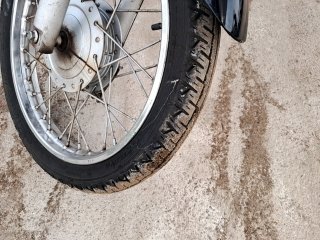 HONDA CG 150 FAN ESI Pneu dianteiro dir.
