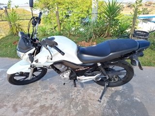 HONDA CG 160 CARGO Porta e interior motorista