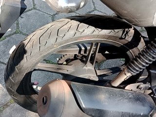 HONDA CG 160 FAN ESDI Pneu traseiro dir.