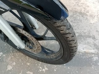 HONDA CG 160 FAN Pneu dianteiro dir.