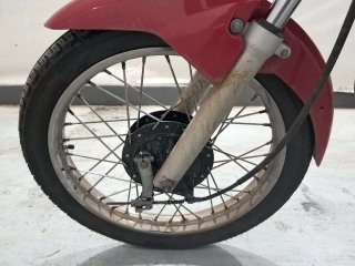 HONDA CG 160 FAN Pneu dianteiro esq.