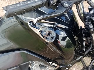 HONDA CG 160 FAN Pneu dianteiro esq.