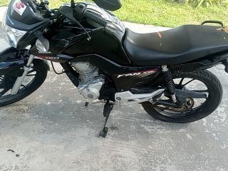 HONDA CG 160 FAN Porta e interior motorista