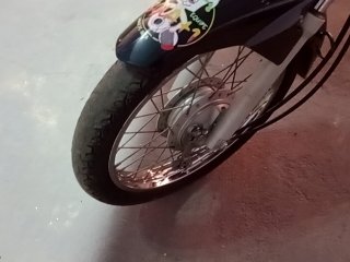 HONDA CG 160 START Pneu dianteiro esq.