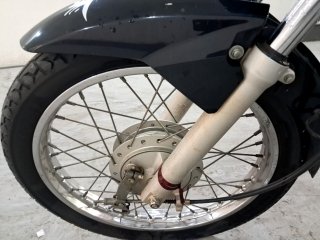 HONDA CG 160 START Pneu dianteiro esq.