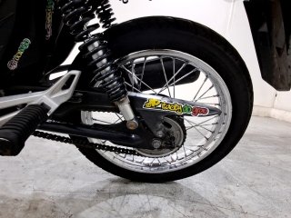 HONDA CG150 FAN ESDI Pneu traseiro esq.