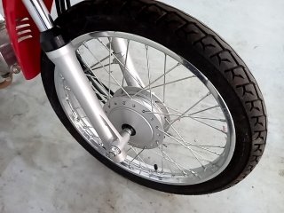 HONDA POP 110I Pneu dianteiro dir.