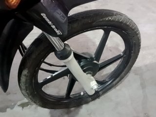 HONDA POP 110I Pneu dianteiro dir.