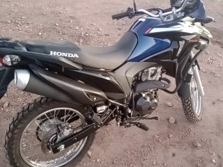 HONDA XRE 190 Porta e interior passageiro
