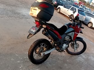 HONDA XRE 300 Traseira Passageiro