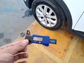 HYUNDAI CRETA 16A ACTION Pneu dianteiro esq.