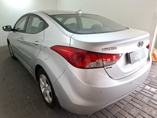 HYUNDAI ELANTRA  Traseira Motorista