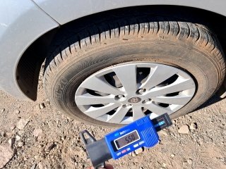HYUNDAI HB20 1.0M 1.0 M Pneu traseiro dir.