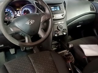 HYUNDAI HB20 1.0M COMFOR Painel completo