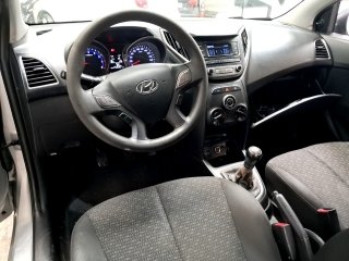HYUNDAI HB20 1.0M COMFOR Painel completo