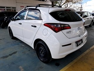 HYUNDAI HB20 1.0M UNIQUE Traseira Motorista