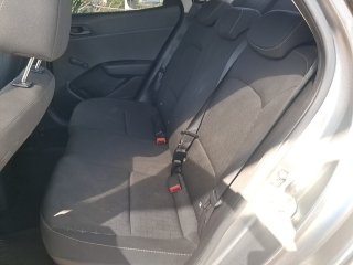 HYUNDAI HB20 10M SENSE Bancos traseiros