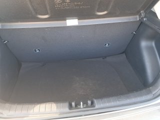 HYUNDAI HB20 10M SENSE Porta malas