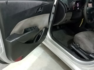 HYUNDAI HB20S 1.0M COMF Porta e interior motorista