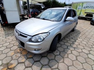 HYUNDAI I30 2.0 Frente Motorista