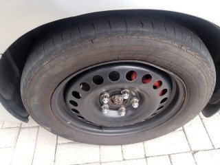 HYUNDAI I30 2.0 Pneu dianteiro dir.