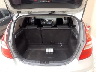 HYUNDAI I30 2.0 Porta malas