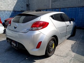 HYUNDAI VELOSTER  Traseira Passageiro