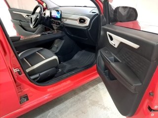 JAC E JS1 Porta e interior passageiro