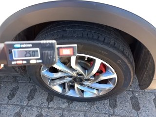 JAC T50 1.6 DVVT CVT Pneu dianteiro dir.