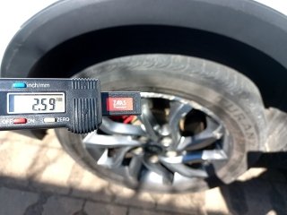 JAC T50 1.6 DVVT CVT Pneu dianteiro esq.