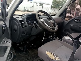 JAC V260  Porta e interior motorista