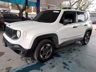 JEEP RENEGADE 1.8 AUTOM. Frente Motorista