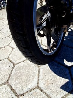 JTZ CHOPPER RC Pneu traseiro dir.
