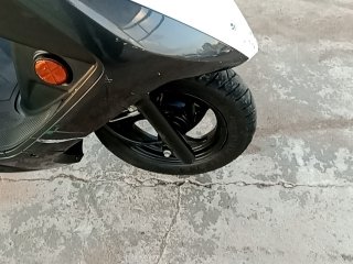 JTZ LINDY 125 Pneu dianteiro dir.