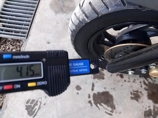 JTZ LINDY 125 Pneu dianteiro esq.