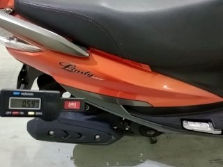 JTZ LINDY 125 Pneu traseiro dir.