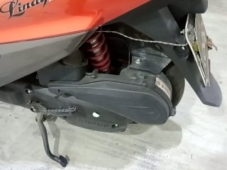 JTZ LINDY 125 Pneu traseiro esq.