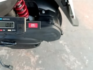 JTZ LINDY 125 Pneu traseiro esq.