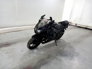 KAWASAKI NINJA 250R Frente Motorista