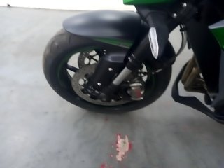 KAWASAKI Z1000 R ABS Pneu dianteiro esq.
