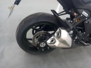 KAWASAKI Z1000 R ABS Pneu traseiro dir.