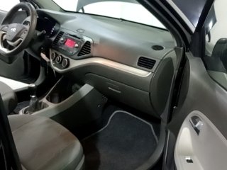KIA PICANTO EX41.0MTFF Porta e interior passageiro