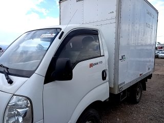 KIA UK2500 HD SC Frente Motorista