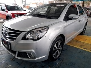 LIFAN 530 1.5 Frente Motorista