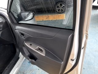 LIFAN 530 1.5 Porta e interior passageiro