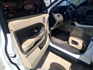 LR EVOQUE PURE P5D Porta e interior motorista