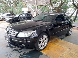 M.BENZ CLC 200 K Frente Passageiro